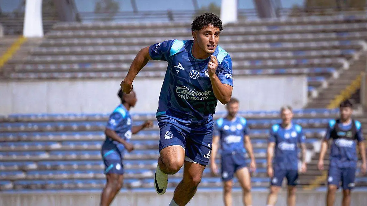 Sebastián Olmedo hasta se cambió el look en su deseo de revancha con el Puebla FC